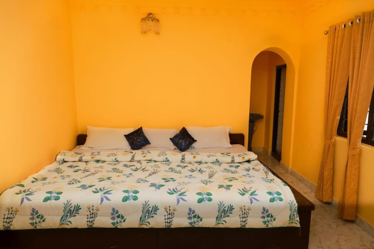 Bob Leisure Hotel Udagamandalam Exterior photo