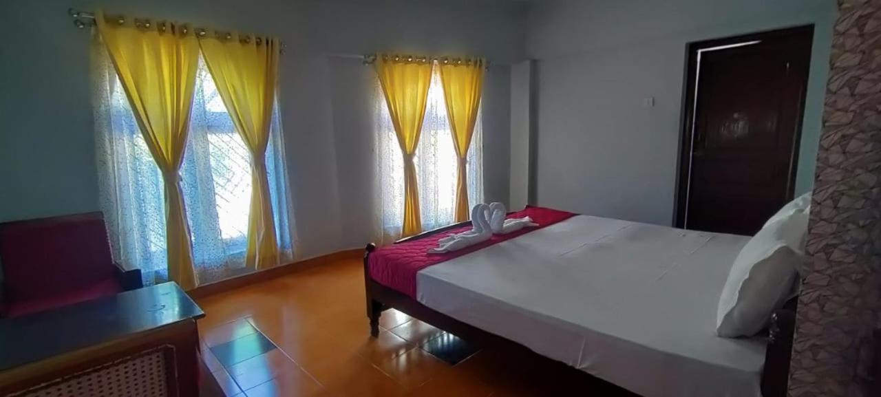 Bob Leisure Hotel Udagamandalam Exterior photo