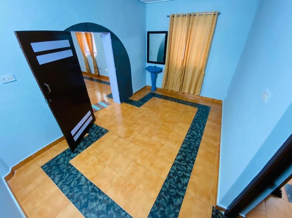 Bob Leisure Hotel Udagamandalam Exterior photo