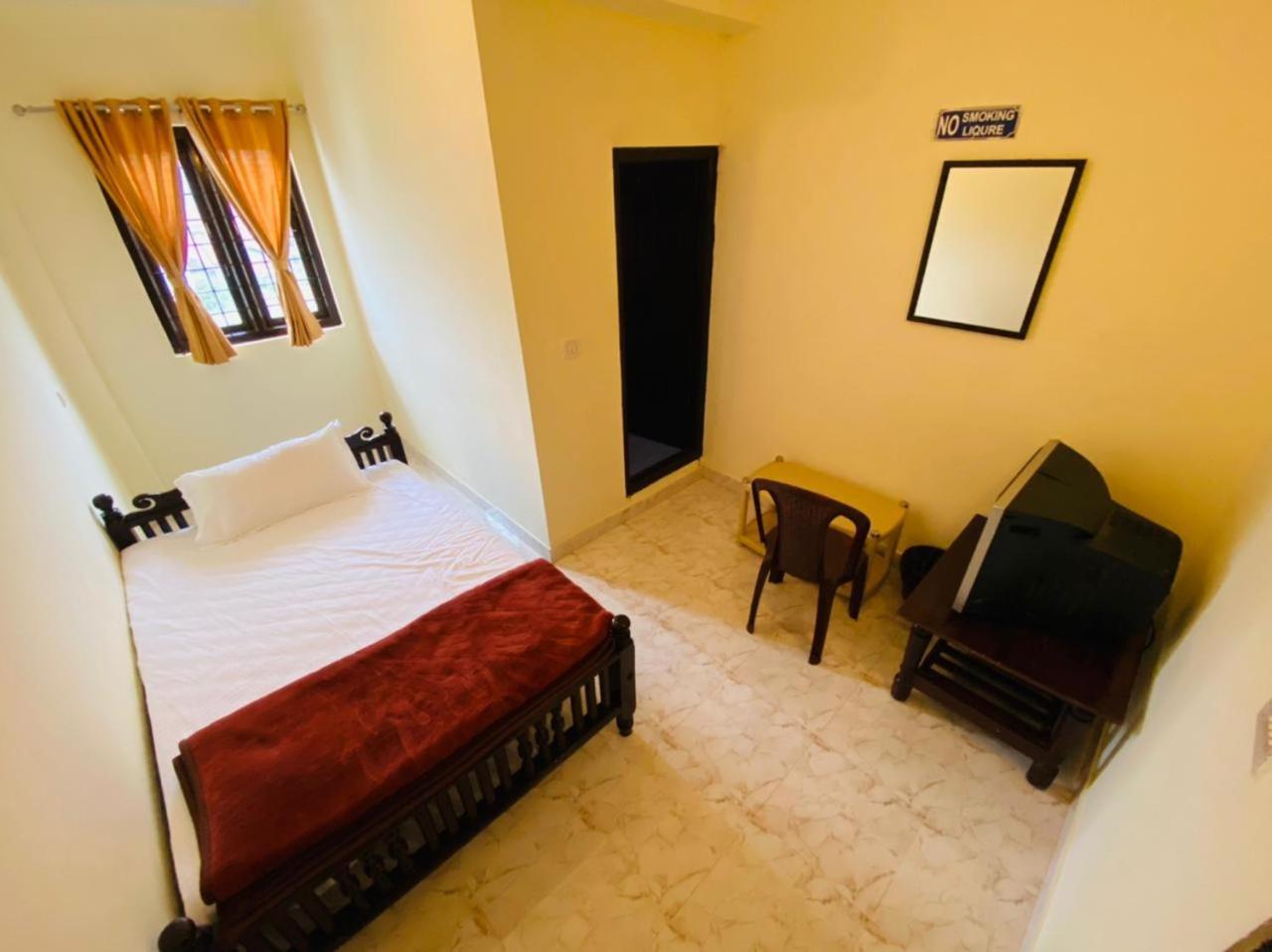 Bob Leisure Hotel Udagamandalam Exterior photo